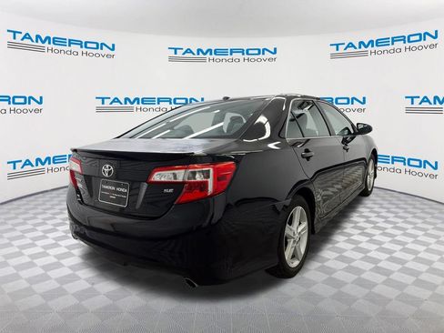 Used 2012 Toyota Camry SE FWD image 5