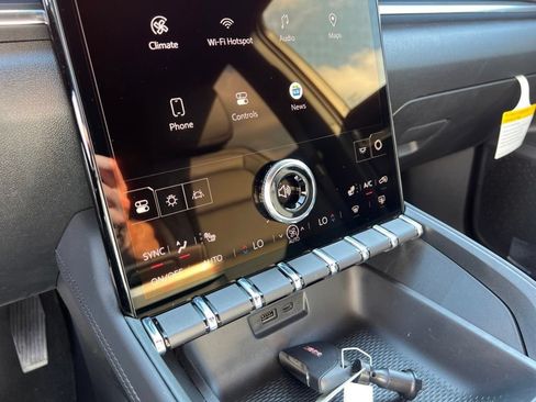 New 2026 GMC Terrain Elevation w/ Elevation Premium Package AWD/4WD image 25