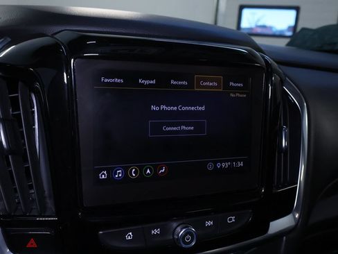 Used 2020 Chevrolet Traverse LT w/ LT Premium Package AWD/4WD image 29