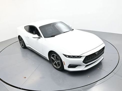 Used 2024 Ford Mustang Premium image 21