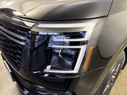 New 2026 Nissan Armada SV image 27