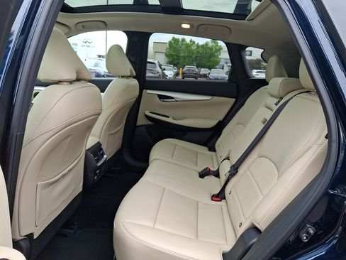 Used 2021 INFINITI QX50 Luxe w/ Cargo Package AWD/4WD image 10