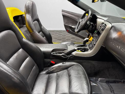 Used 2007 Chevrolet Corvette Convertible w/ Preferred Equipment Group image 49