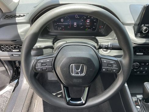 Used 2025 Honda Accord SE image 27