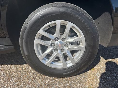 Used 2023 Chevrolet Tahoe LT image 9