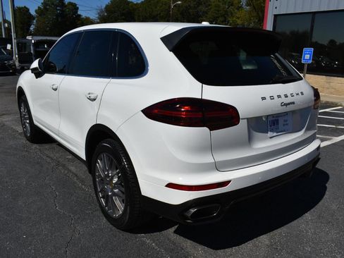 Used 2018 Porsche Cayenne Platinum Edition image 8