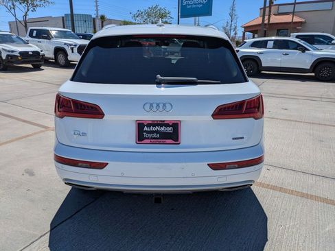 Used 2020 Audi Q5 2.0T Premium w/ Convenience Package AWD/4WD image 7