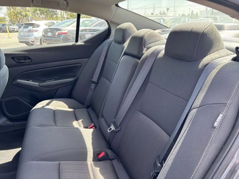 Used 2025 Nissan Altima 2.5 SV FWD image 27