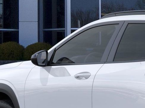 New 2026 Chevrolet Trax RS FWD image 12