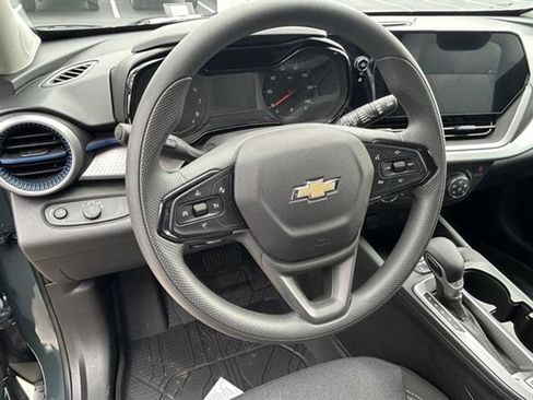 New 2026 Chevrolet Trax LS w/ LS Convenience Package image 10