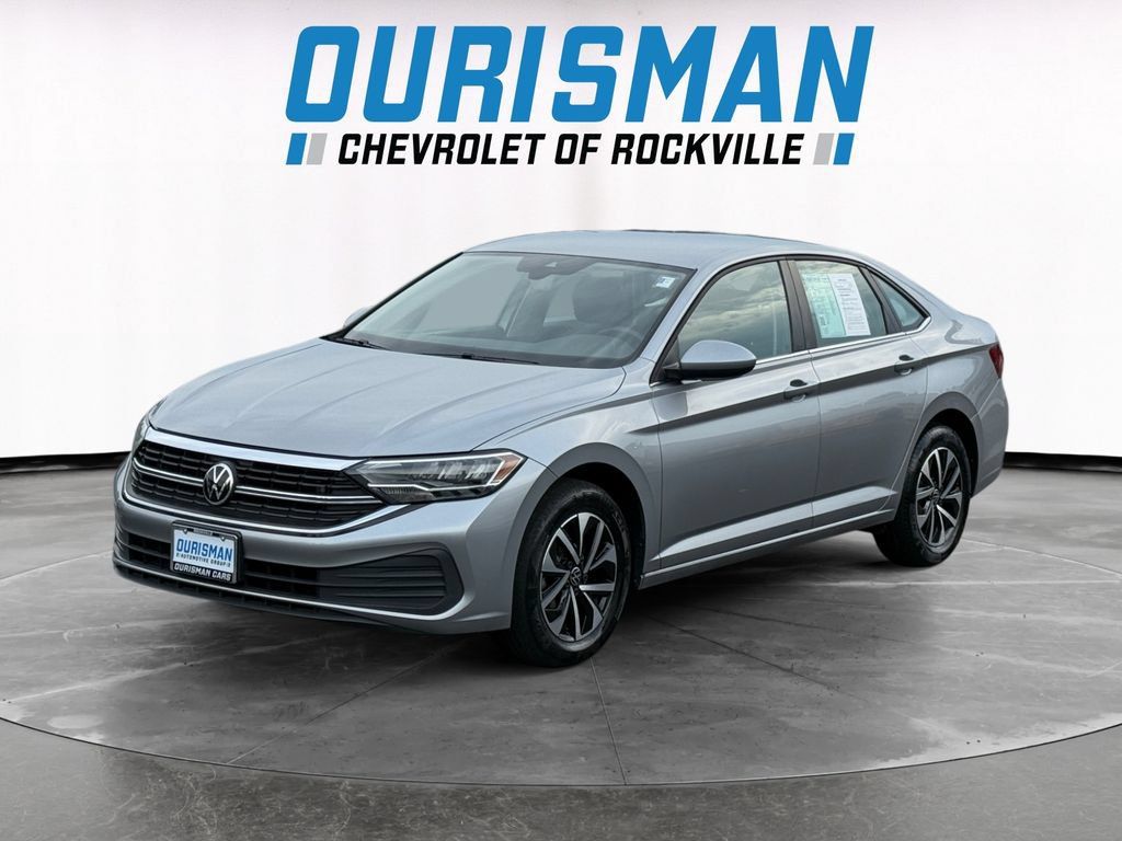 Used 2022 Volkswagen Jetta S FWD image 2