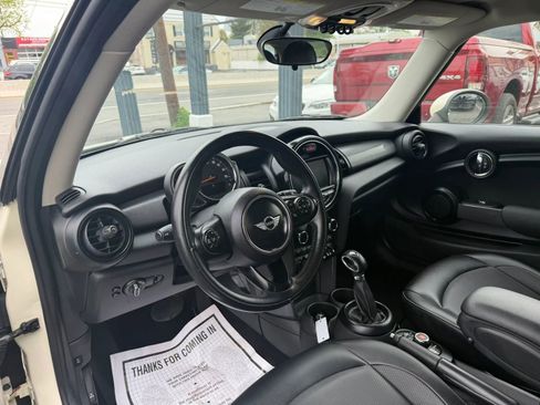Used 2018 MINI Cooper 2-Door Hardtop FWD image 14