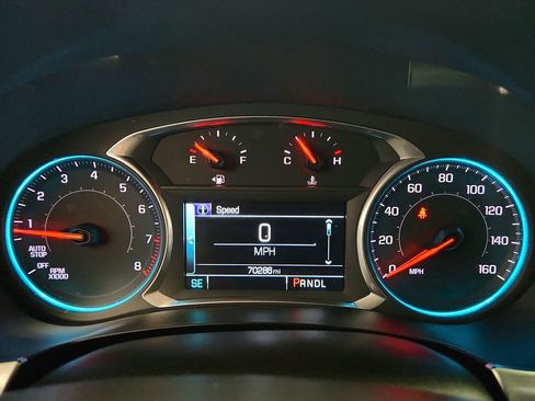 Used 2019 Chevrolet Traverse LT w/ LPO, Floor Liner Package AWD/4WD image 12