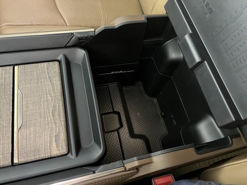 Used 2022 RAM 2500 Limited image 23