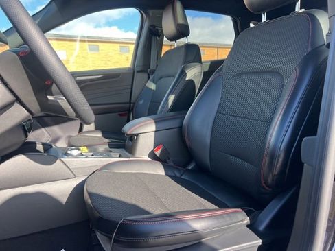 Certified 2024 Ford Escape ST-Line w/ Tech Pack #1 image 19