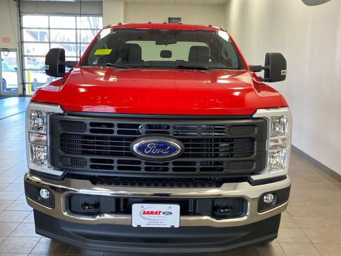 New 2026 Ford F250 XL w/ XL Chrome Package image 3