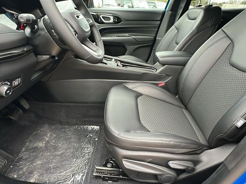 New 2026 Jeep Compass Latitude image 16