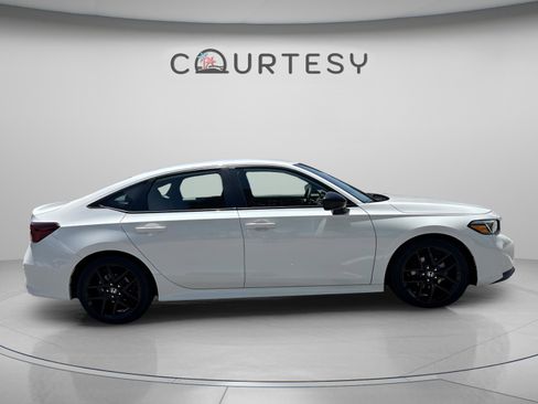 Used 2025 Honda Civic Sport image 7