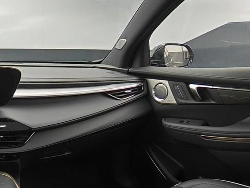 Used 2026 Buick Enclave Avenir w/ Super Cruise Package AWD/4WD image 26
