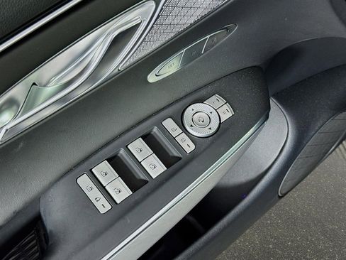 New 2023 Genesis Electrified GV70 Advanced image 20