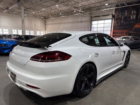 Used 2015 Porsche Panamera GTS image 3