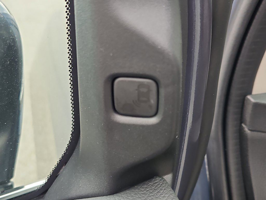 New 2026 Honda Odyssey Touring image 6