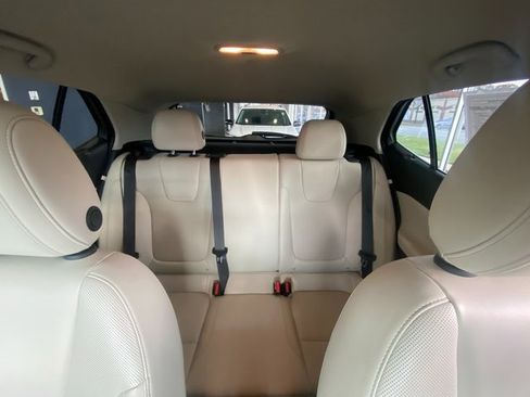 Used 2024 Buick Encore GX Sport Touring w/ Advanced Technology Package image 17