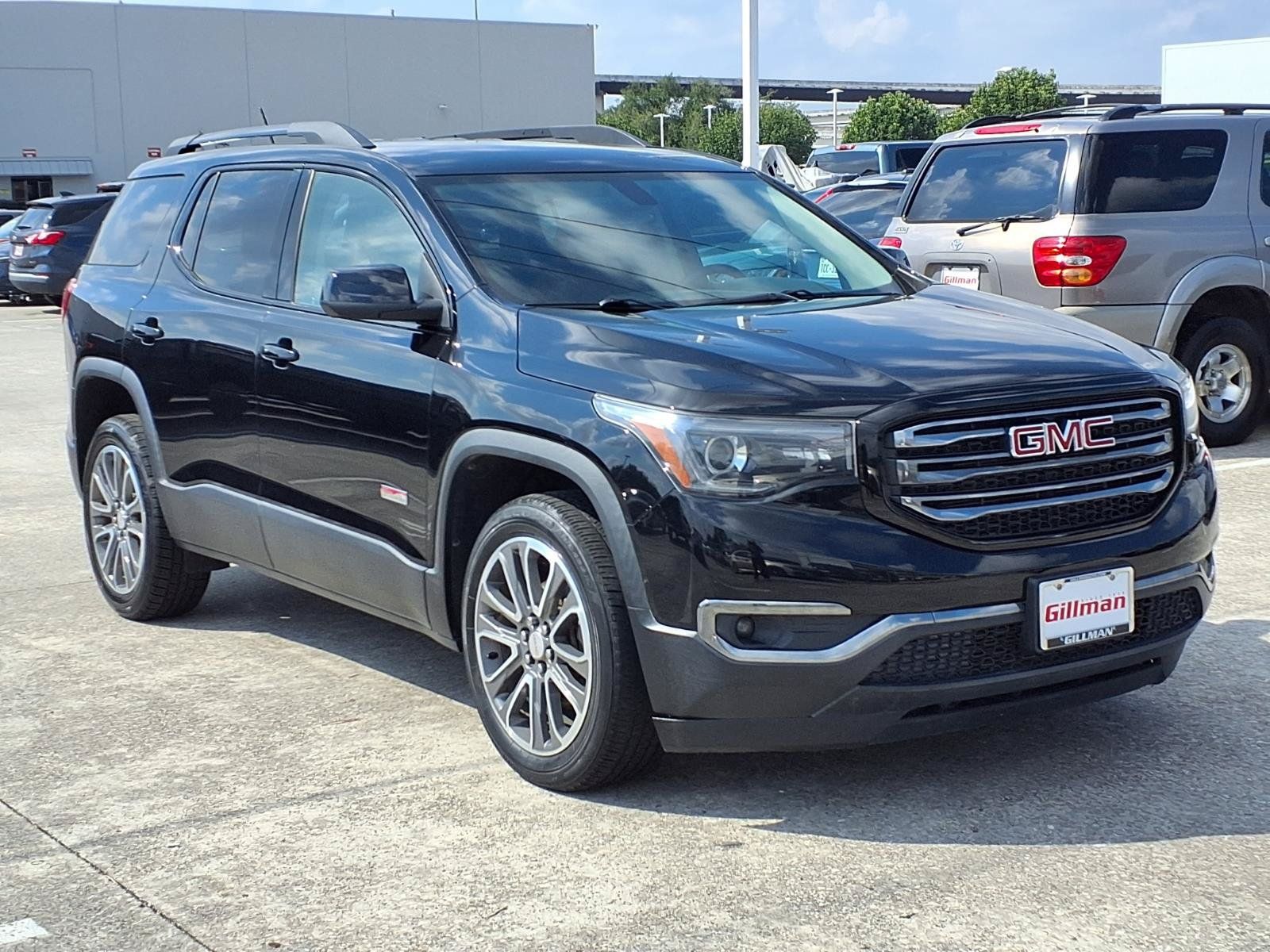 Used 2017 GMC Acadia SLT AWD/4WD image 2