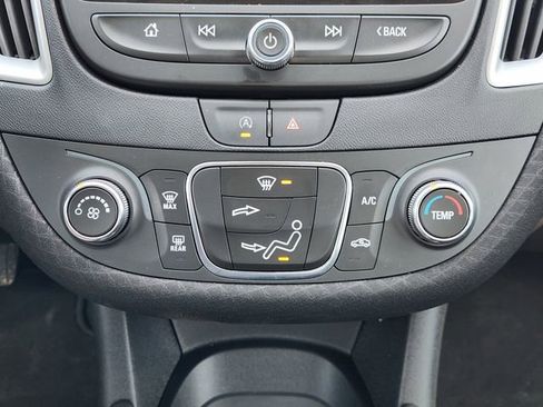 Used 2022 Chevrolet Malibu LS image 20