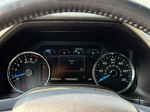 Used 2016 Ford F150 Lariat w/ Equipment Group 502A Luxury image 18