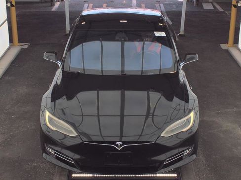 Used 2017 Tesla Model S 75 RWD image 19