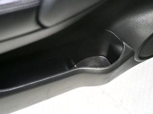 Used 2020 Nissan Rogue S AWD/4WD image 41