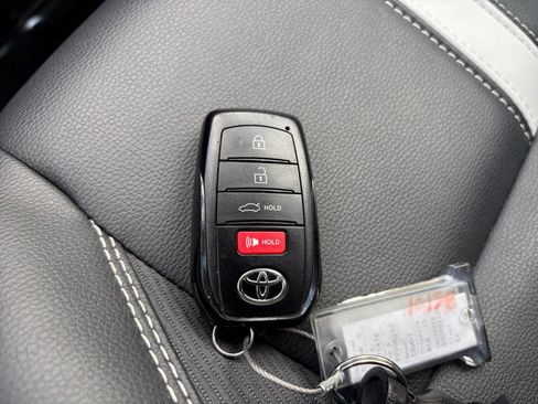 Used 2025 Toyota Camry SE FWD image 22