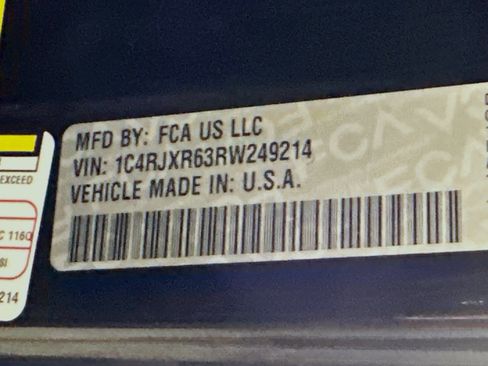 Used 2024 Jeep Wrangler Unlimited Rubicon 4xe AWD/4WD image 12