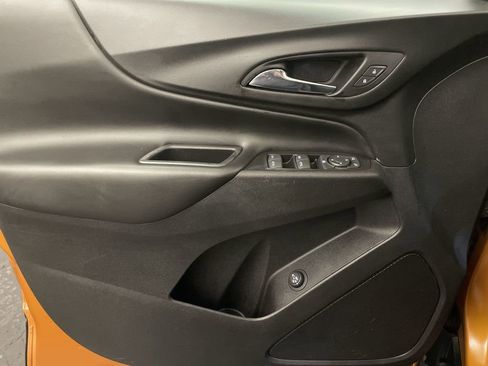 Used 2019 Chevrolet Equinox LT FWD image 15