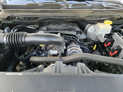 Used 2019 RAM 1500 Big Horn RWD image 29
