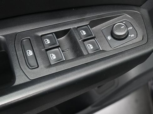 Used 2019 Volkswagen Atlas SE w/ Panoramic Sunroof Package image 13