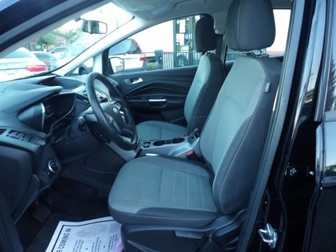 Used 2016 Ford C-MAX SE w/ Interior Protection Package FWD image 6