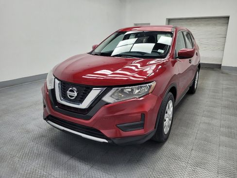 Used 2017 Nissan Rogue S FWD image 15