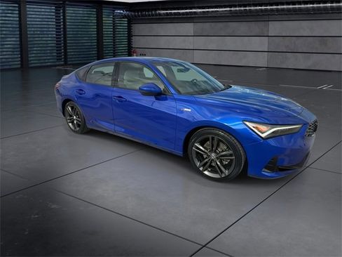 Used 2023 Acura Integra A-Spec image 2