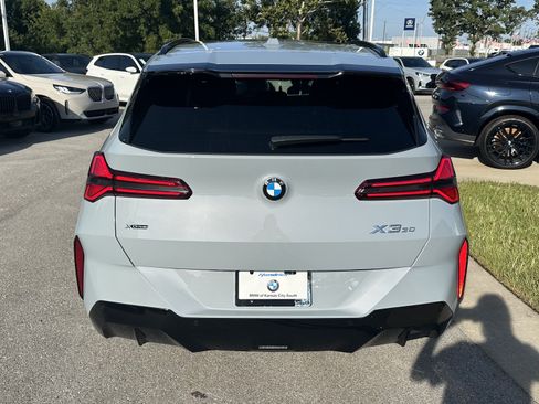Used 2026 BMW X3 xDrive30i w/ Premium Package AWD/4WD image 9