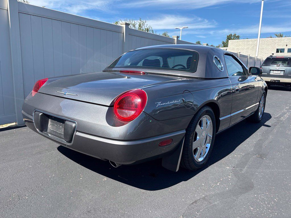Used 2003 Ford Thunderbird RWD image 3