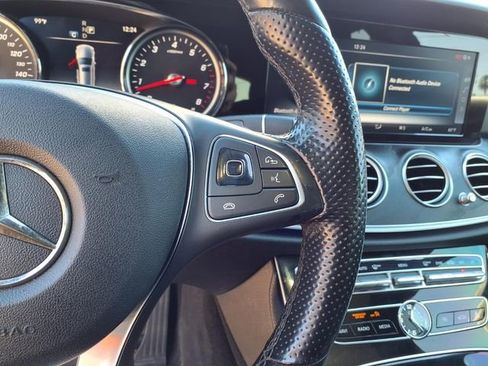 Used 2017 Mercedes-Benz E 400 4MATIC Wagon image 12