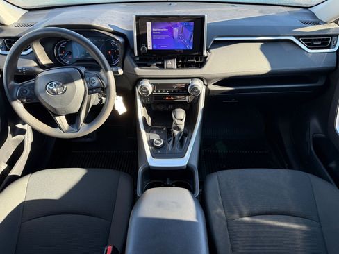 Used 2023 Toyota RAV4 LE image 19