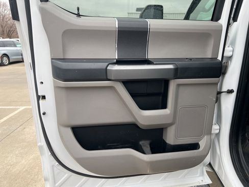 Used 2017 Ford F250 XLT image 11