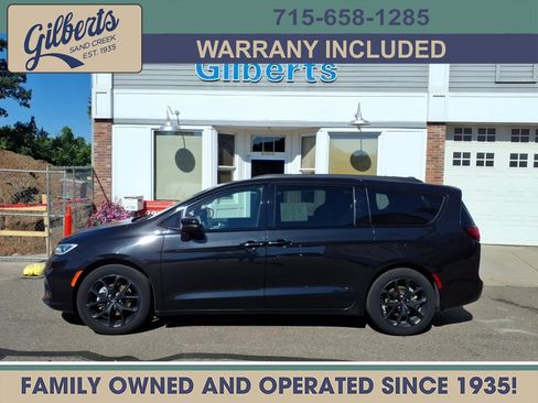 Used 2023 Chrysler Pacifica Touring-L w/ S Appearance Package FWD image 1