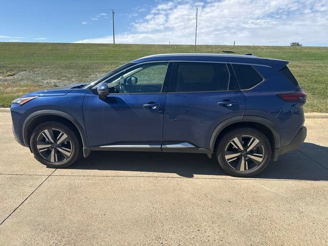 Used 2023 Nissan Rogue SL w/ SL Premium Package AWD/4WD image 4