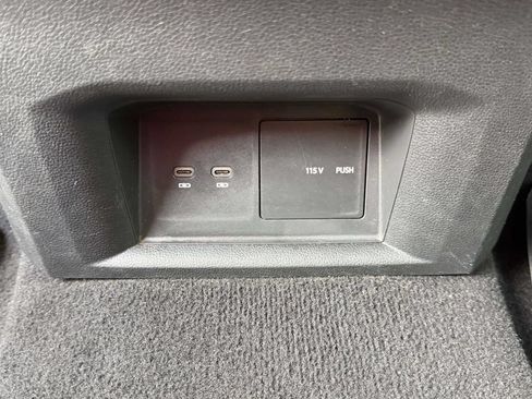 Used 2021 Volkswagen Atlas Cross Sport SEL Premium AWD/4WD image 21
