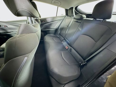 Used 2021 Toyota Prius L Eco w/ Carpet Mat Package (TMS) FWD image 25
