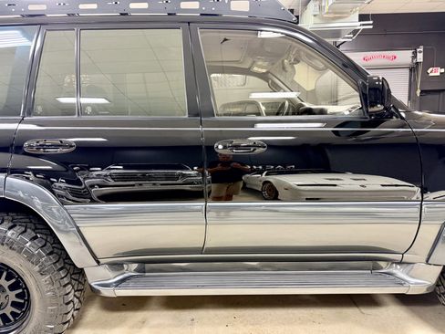 Used 2001 Toyota Land Cruiser image 17